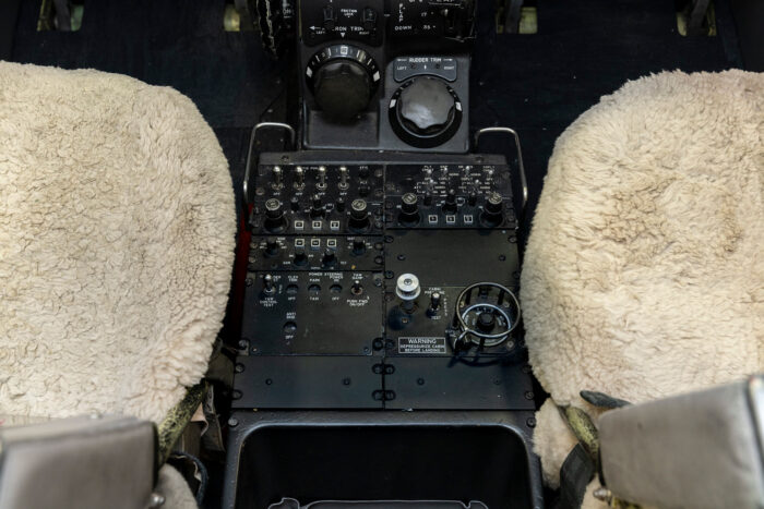 B1900 Cargo 0014